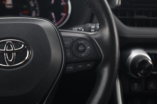 Toyota RAV4 Vehicle Image 08