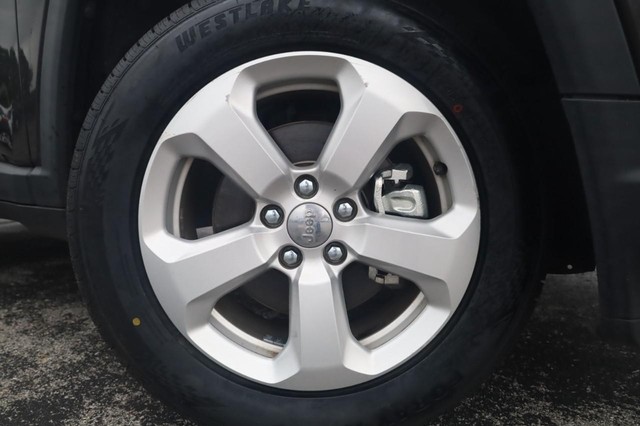Jeep Compass Vehicle Image 02