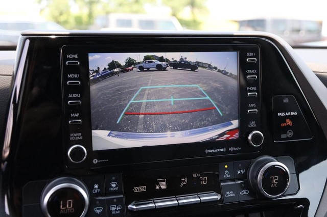 Toyota Highlander Vehicle Image 18