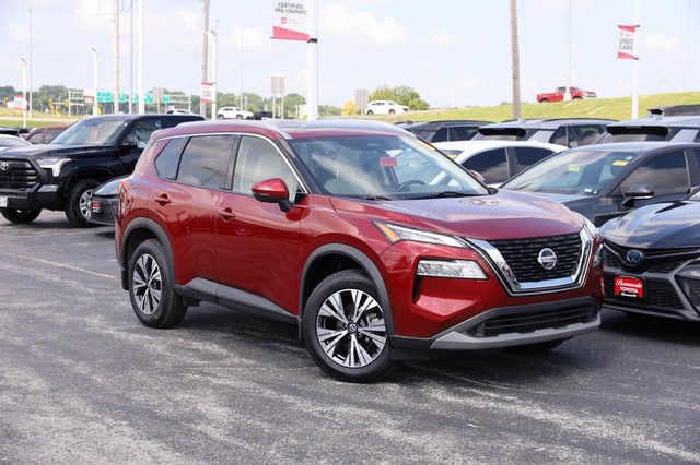 Nissan Rogue Vehicle Image 02