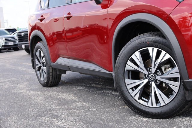 Nissan Rogue Vehicle Image 03