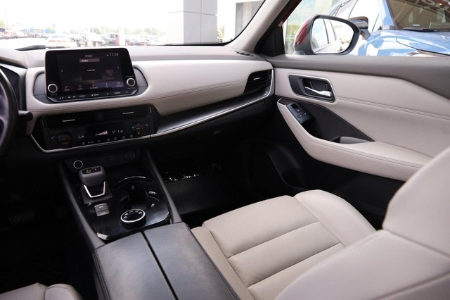 Nissan Rogue Vehicle Image 27