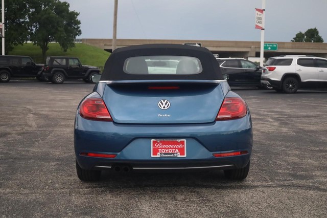 Volkswagen Beetle Convertible Vehicle Image 05