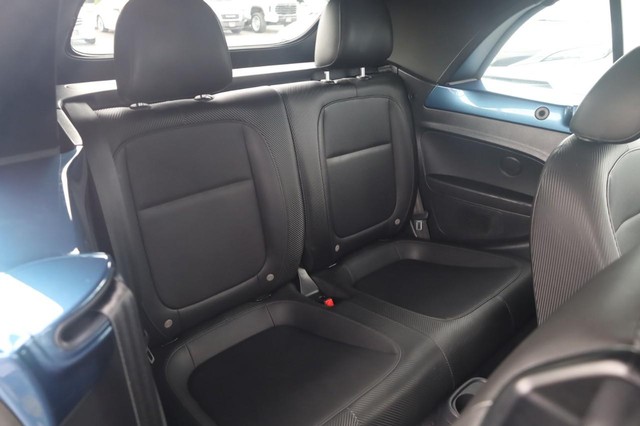 Volkswagen Beetle Convertible Vehicle Image 18