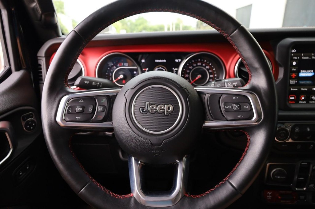 Jeep Wrangler Unlimited Vehicle Full-screen Gallery Image 10
