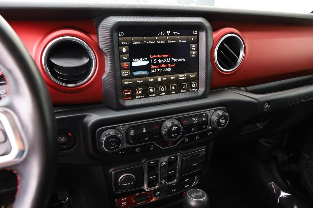 Jeep Wrangler Unlimited Vehicle Full-screen Gallery Image 15