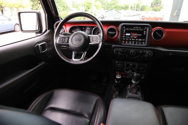 Jeep Wrangler Unlimited Vehicle Image 23