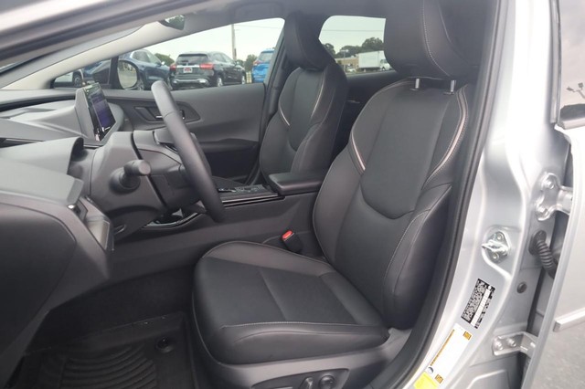 Toyota Prius Vehicle Image 19