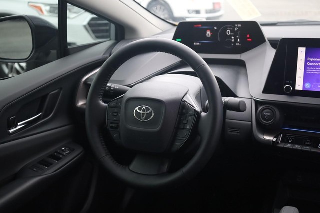 Toyota Prius Vehicle Image 22