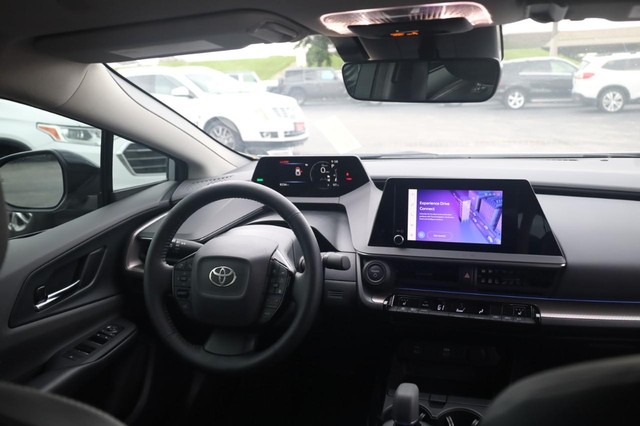 Toyota Prius Vehicle Image 23