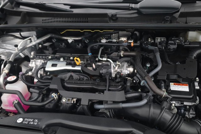 Toyota Prius Vehicle Image 25