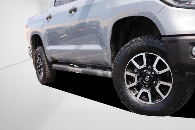 Toyota Tundra 4WD Vehicle Image 03