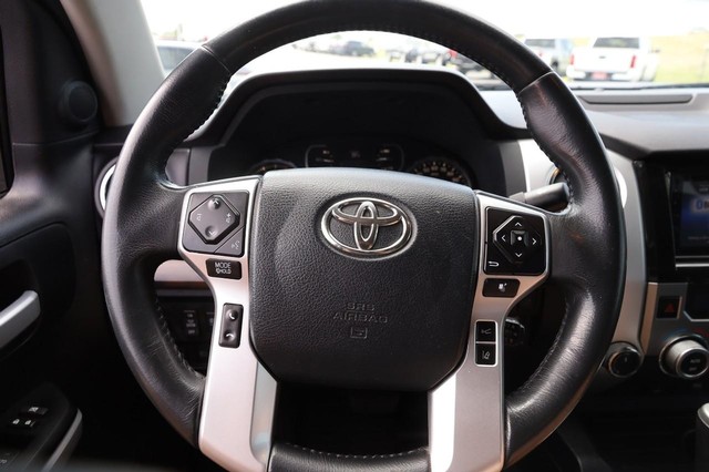 Toyota Tundra 4WD Vehicle Image 10