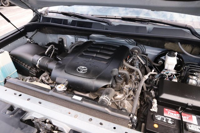 Toyota Tundra 4WD Vehicle Image 28