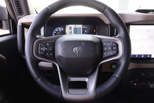 Ford Bronco Vehicle Image 11
