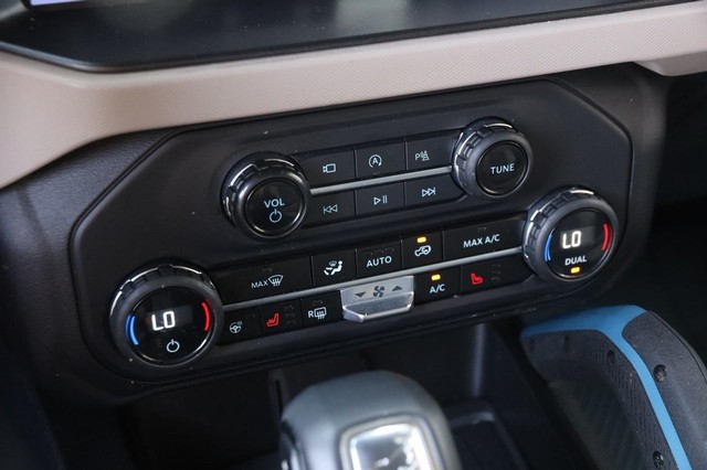 Ford Bronco Vehicle Image 19