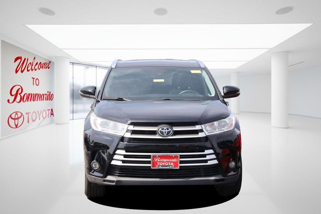 Toyota Highlander Vehicle Image 04