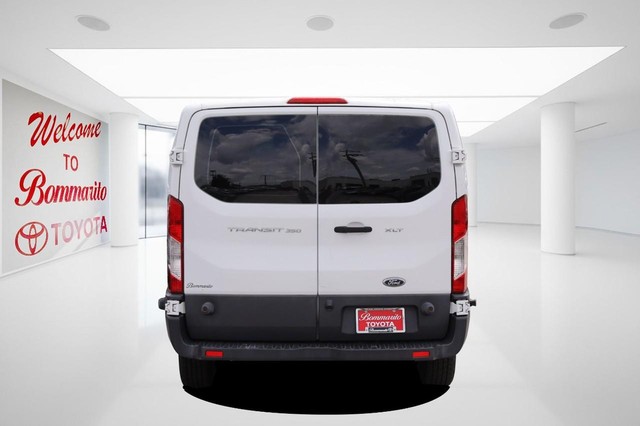 Ford Transit Wagon Vehicle Image 06
