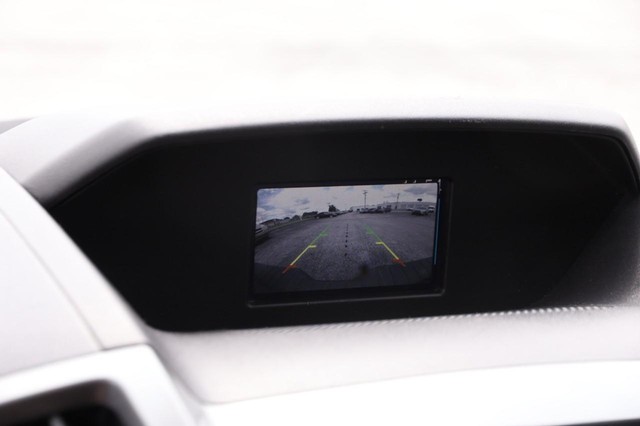 Ford Transit Wagon Vehicle Image 13