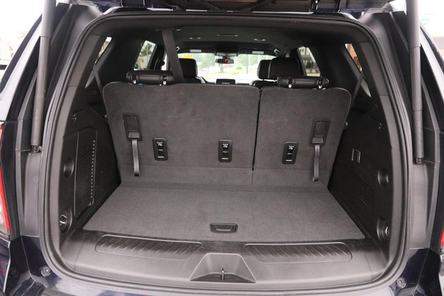 Chevrolet Tahoe Vehicle Full-screen Gallery Image 07