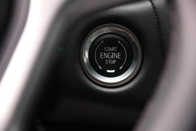 Chevrolet Tahoe Vehicle Full-screen Gallery Image 16