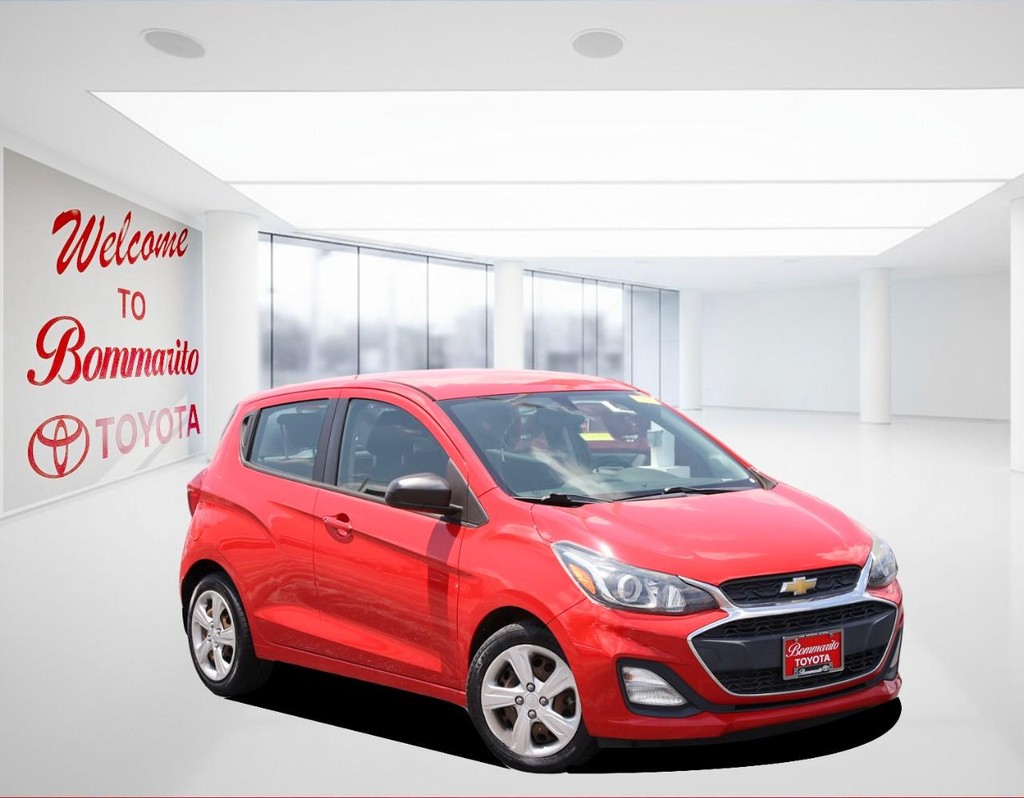 Chevrolet Spark Vehicle Full-screen Gallery Image 02