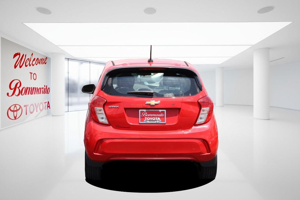 Chevrolet Spark Vehicle Full-screen Gallery Image 06
