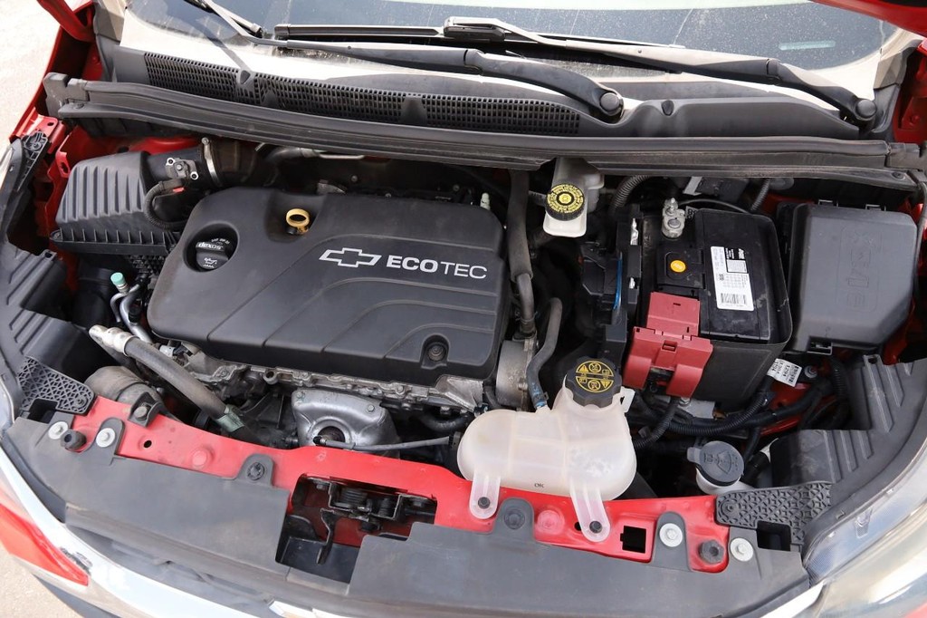 Chevrolet Spark Vehicle Full-screen Gallery Image 18