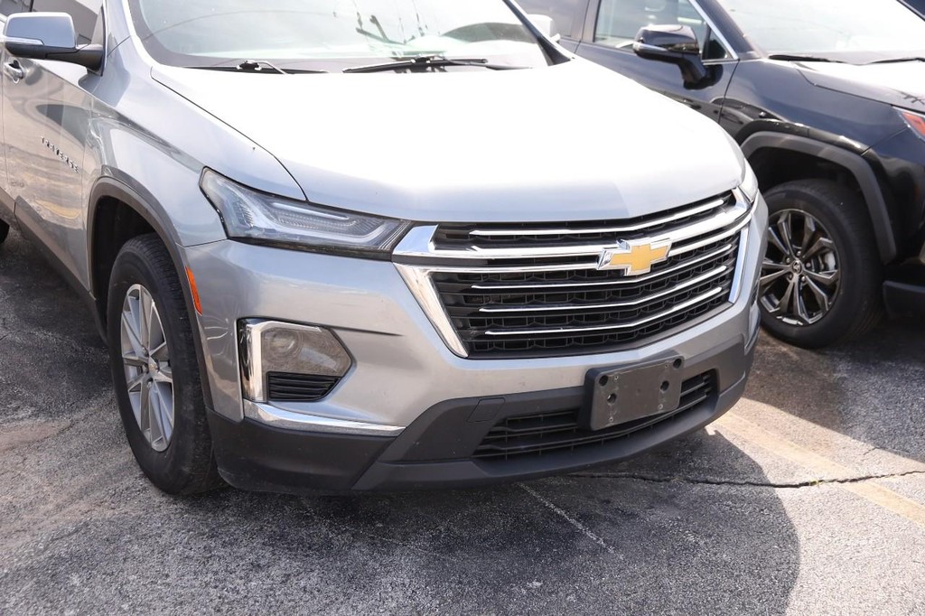 Chevrolet Traverse Vehicle Full-screen Gallery Image 02