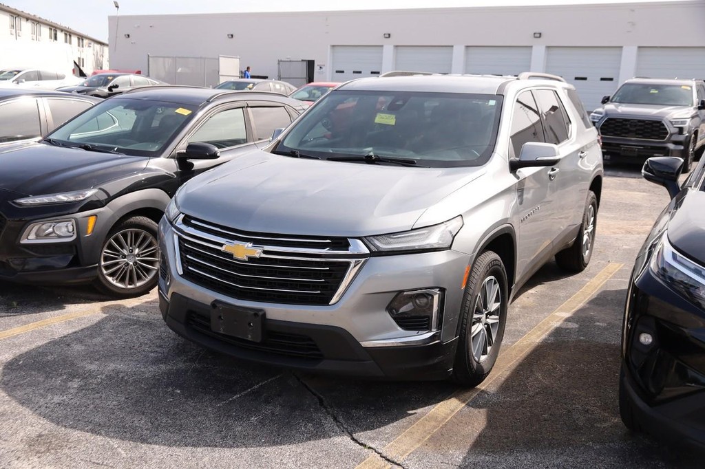 Chevrolet Traverse Vehicle Full-screen Gallery Image 04