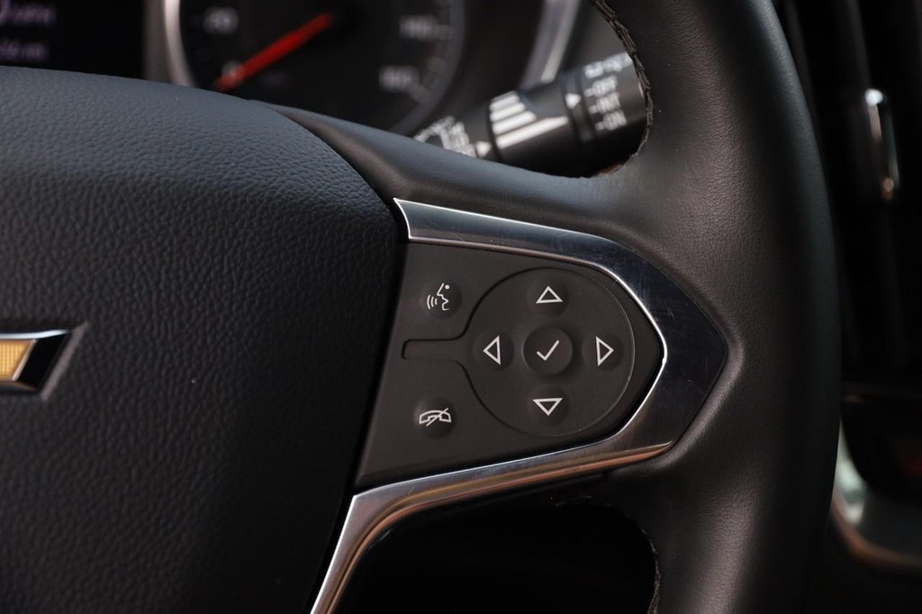Chevrolet Traverse Vehicle Full-screen Gallery Image 15