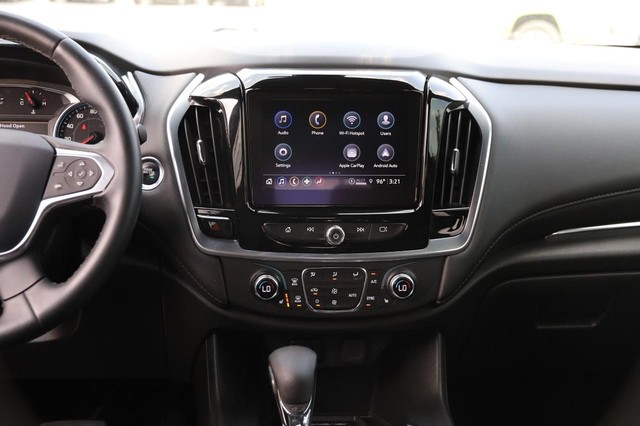 Chevrolet Traverse Vehicle Image 26