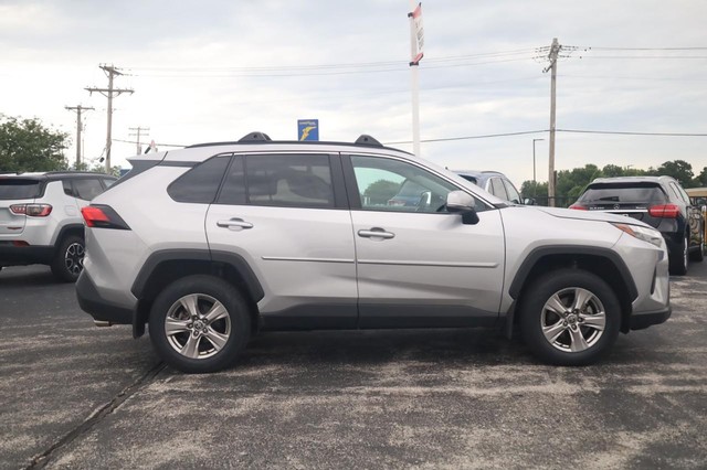 Toyota RAV4 Vehicle Image 04