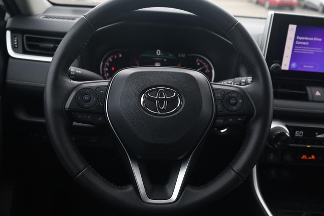 Toyota RAV4 Vehicle Image 07