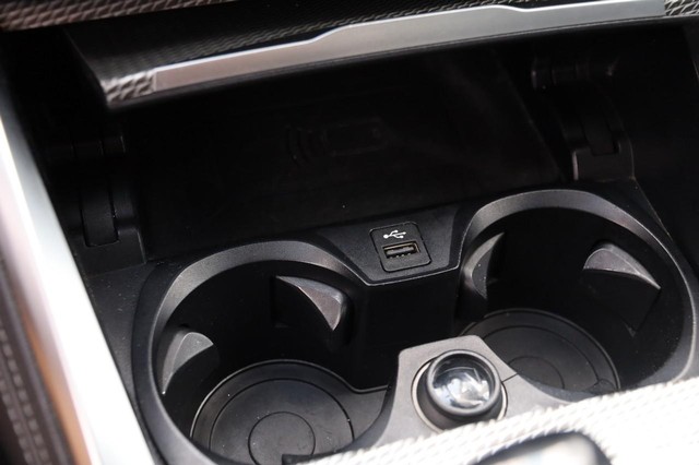 BMW 4 Series Vehicle Image 19
