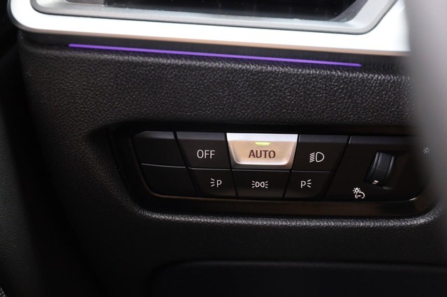BMW 4 Series Vehicle Image 21