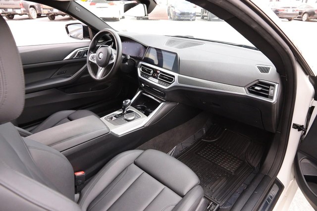 BMW 4 Series Vehicle Image 25