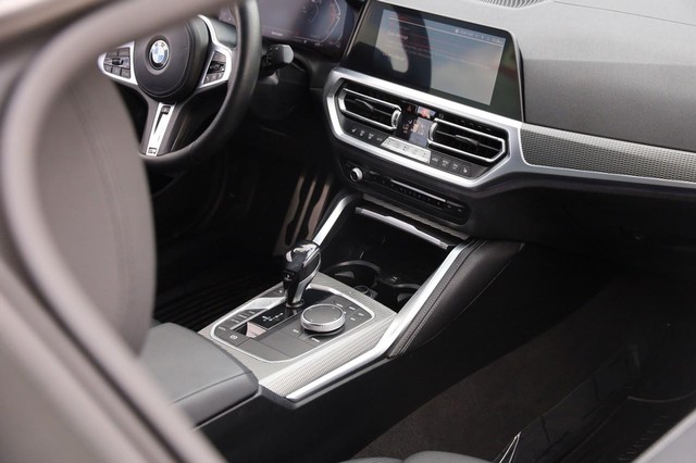 BMW 4 Series Vehicle Image 26