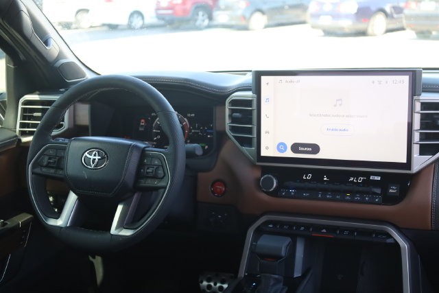 Toyota Tundra 4WD Vehicle Image 27