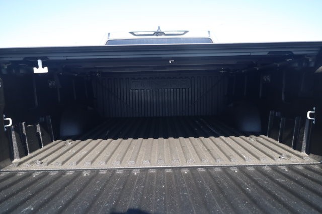 Toyota Tundra 4WD Vehicle Image 29