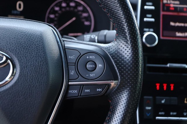 Toyota Avalon Vehicle Image 13