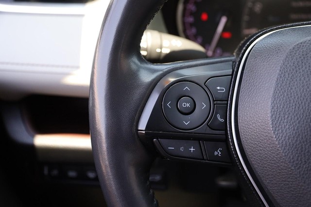 Toyota RAV4 Vehicle Image 15