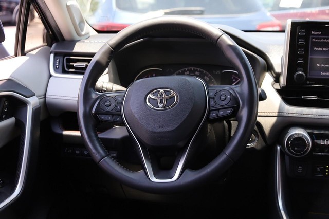 Toyota RAV4 Vehicle Image 26