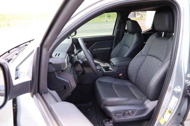 Toyota Tacoma 4WD Vehicle Image 09