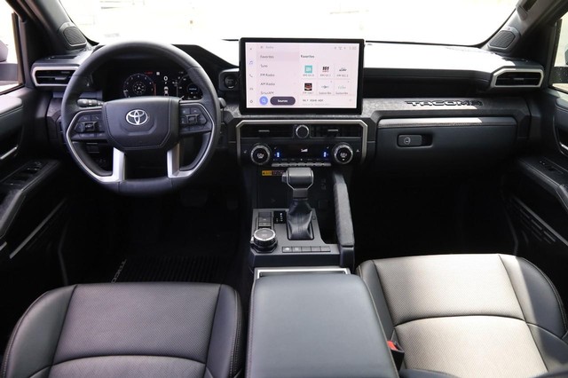 Toyota Tacoma 4WD Vehicle Image 24