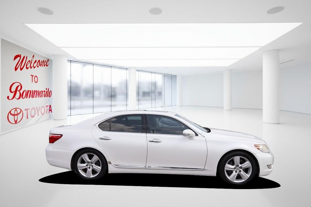 Lexus LS 460 Vehicle Full-screen Gallery Image 5