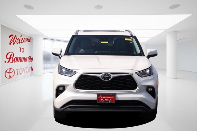 Toyota Highlander Vehicle Image 04