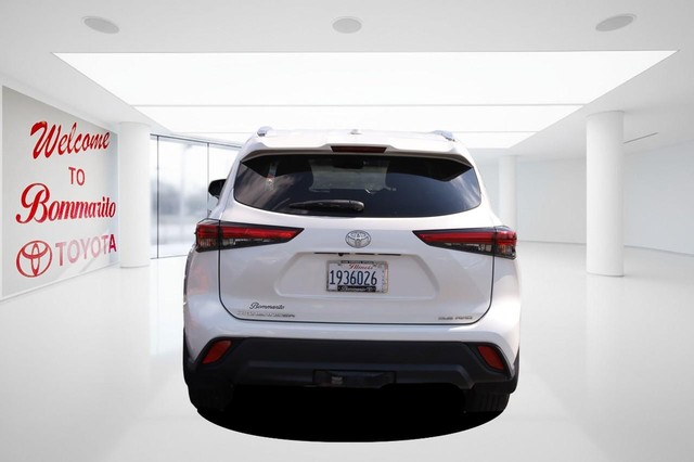 Toyota Highlander Vehicle Image 06