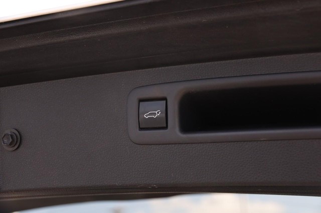 Toyota Highlander Vehicle Image 08