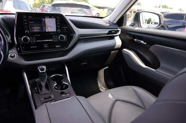 Toyota Highlander Vehicle Image 28